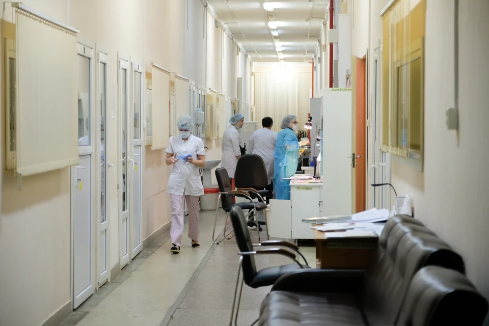 Шестой случай коронавируса зарегистрирован в Петербурге.