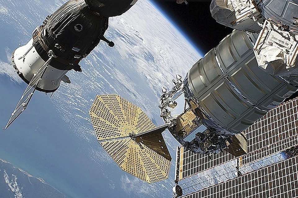 Перед полетом на МКС космонавтов отправят на карантин