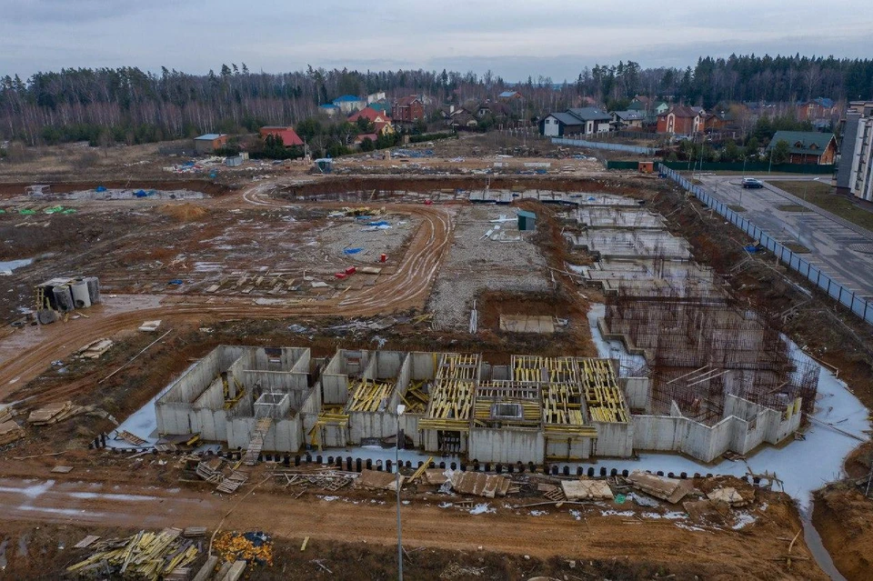 Брошенный Гаджиевым ЖК «Аккорд Смарт Квартал» в Одинцово. Фото: oleglurie-new.livejournal.com