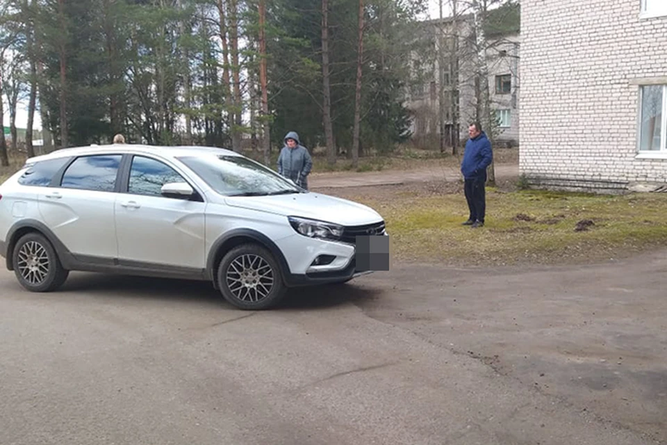 На территории больницы автоледи сбила пешехода Фото: УГИБДД России по Тверской области