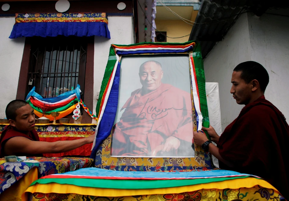 Резиденцию Далай-ламы в Индии закрыли для посещения из-за коронавируса