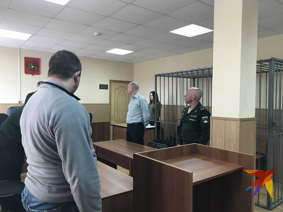 На процессе Александр Иваницкий (в форме) полностью признал свою вину.