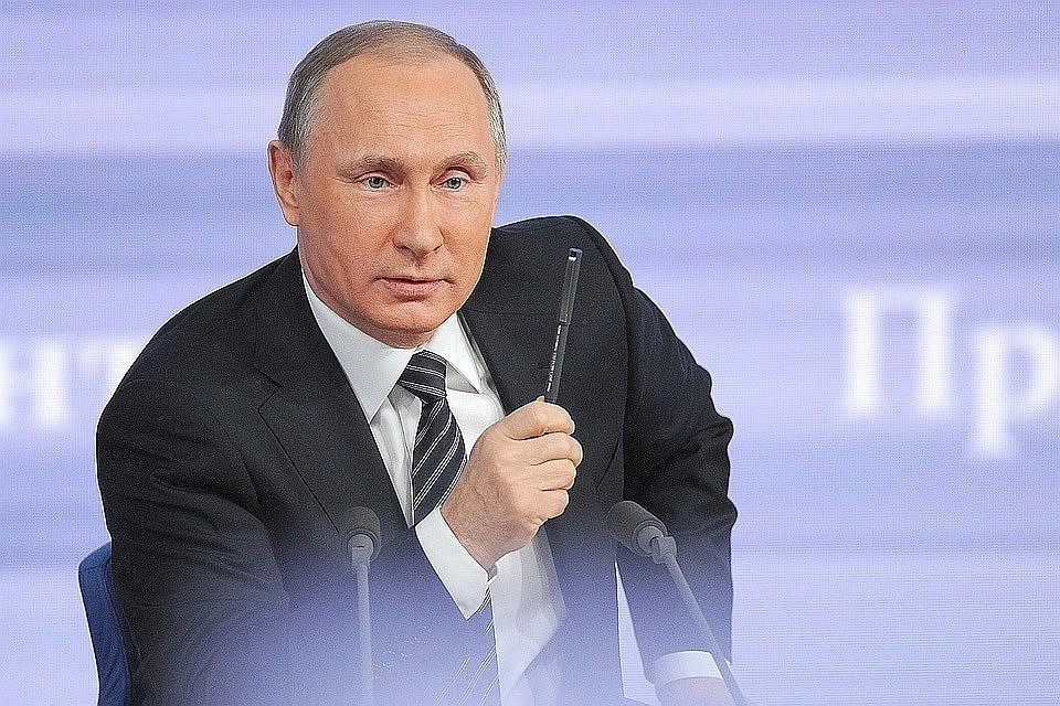 Путин призвал ужесточить ответственность за контрафактные лекарства