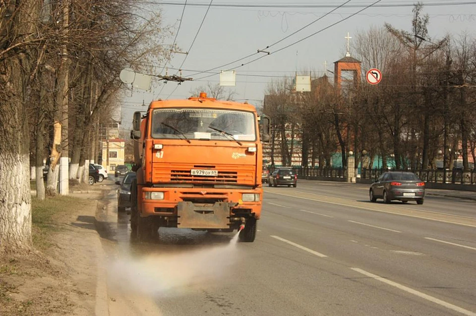 Уборка на улицах Твери. Фото: администрация Твери