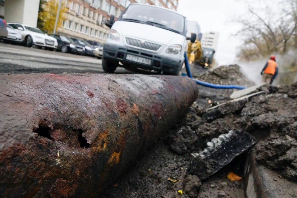 «Дезинфекция паром»: трубопровод прорвало на проспекте Бусыгина в Нижнем Новгороде