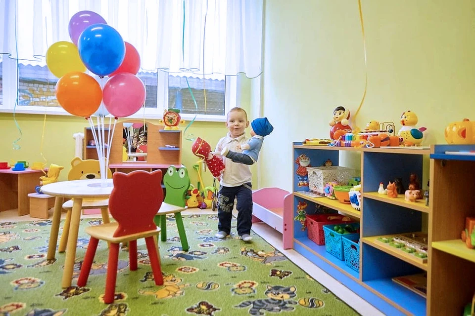 Для детей тех, кому в эти дни необходимо посещать работу, дежурные группы будут открыты даже без справки с работы.