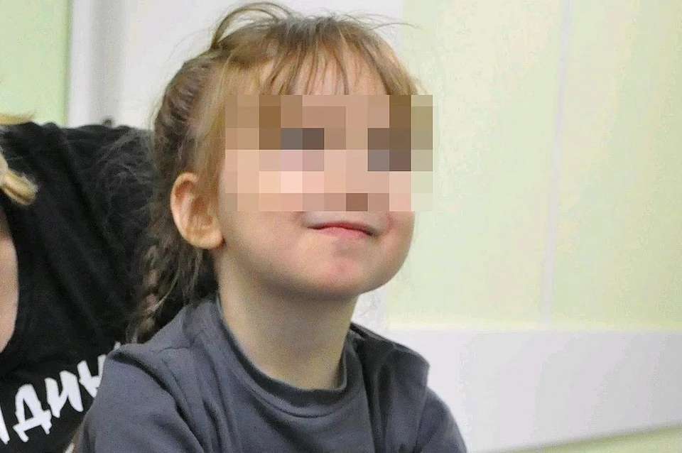 Девочку должны передать органам опеки