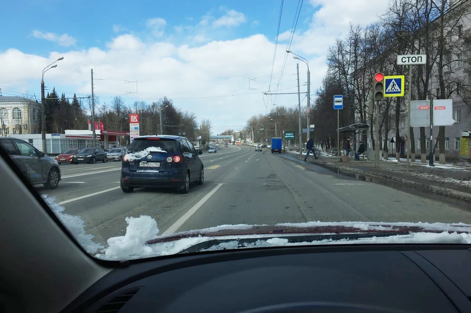 На проспекте Гагарина ни намека на автомобильную пробку.