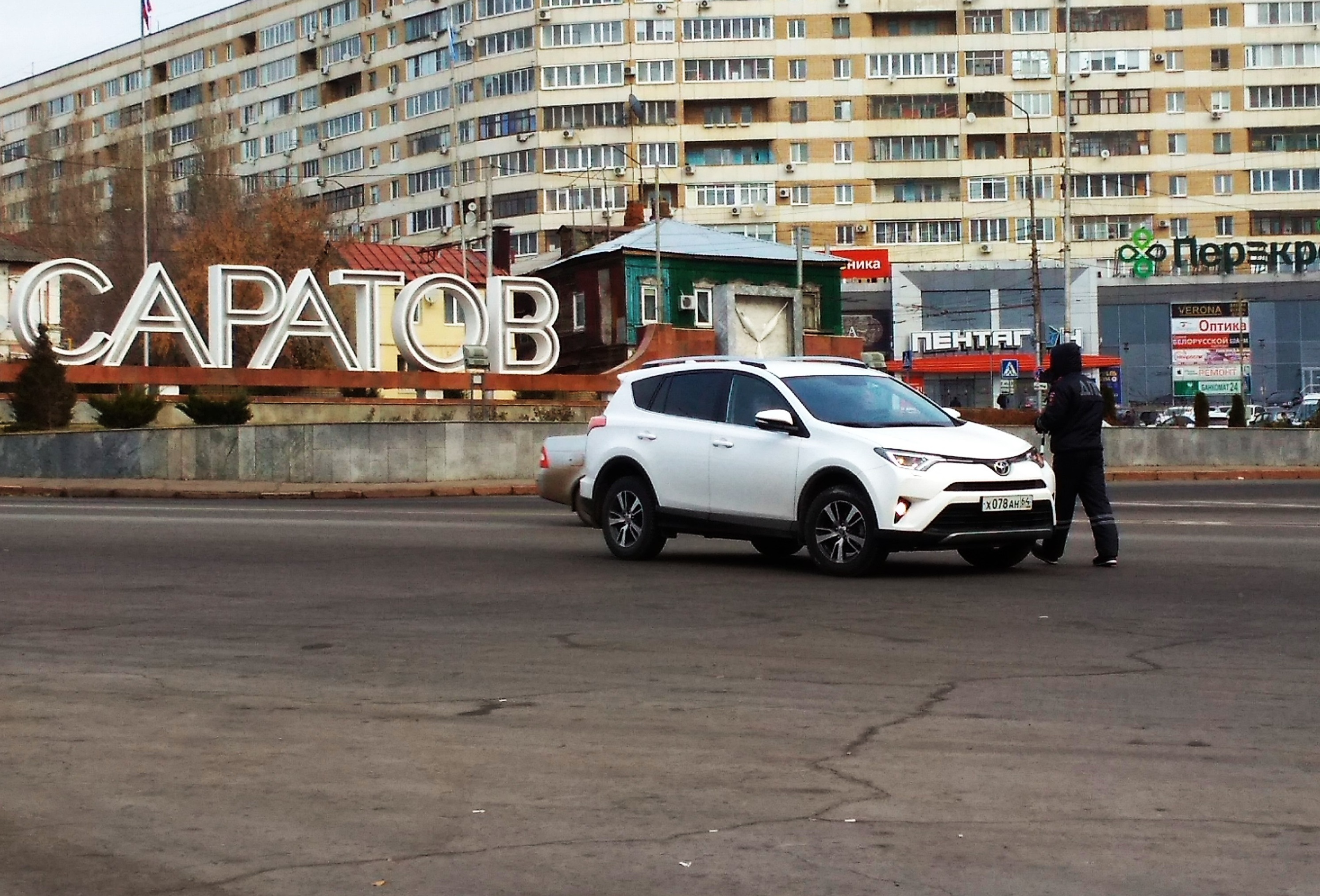 Останавливать машины из-за коронавируса в Саратове могут только для профилактических бесед
