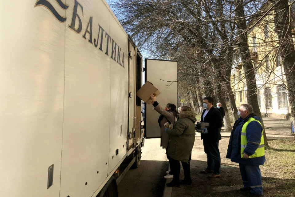 Эта помощь - одна из мер компании по поддержке местных сообществ по всему миру.
