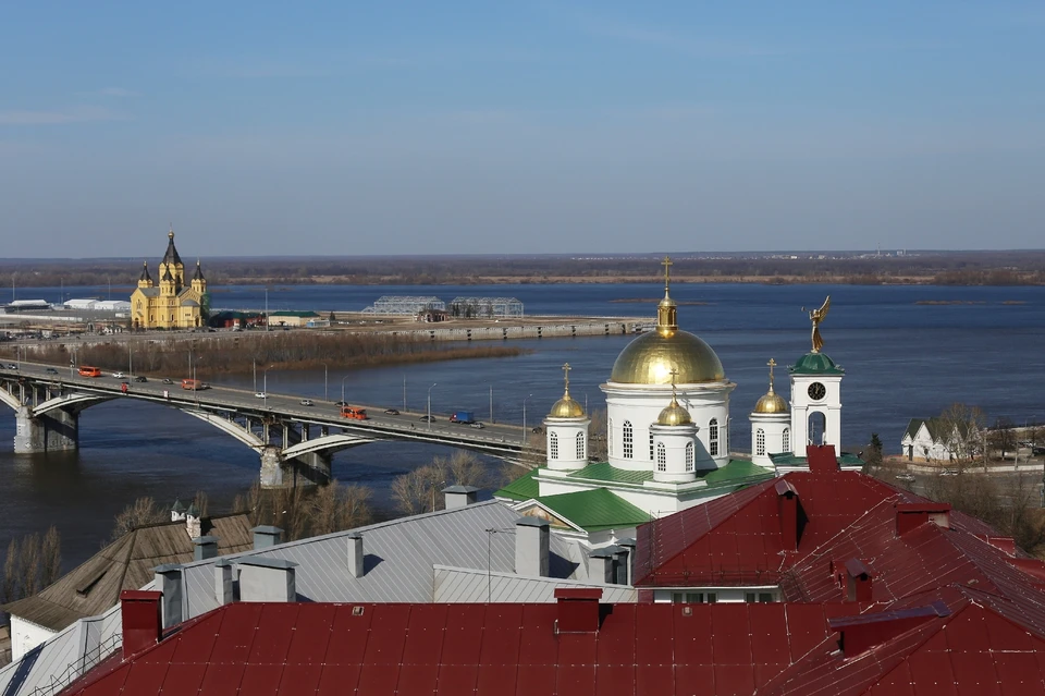 Те, кто ездят на заработки в Москву, но живут при этом в Нижнем Новгороде, дают дополнительный рост количества заразившихся.