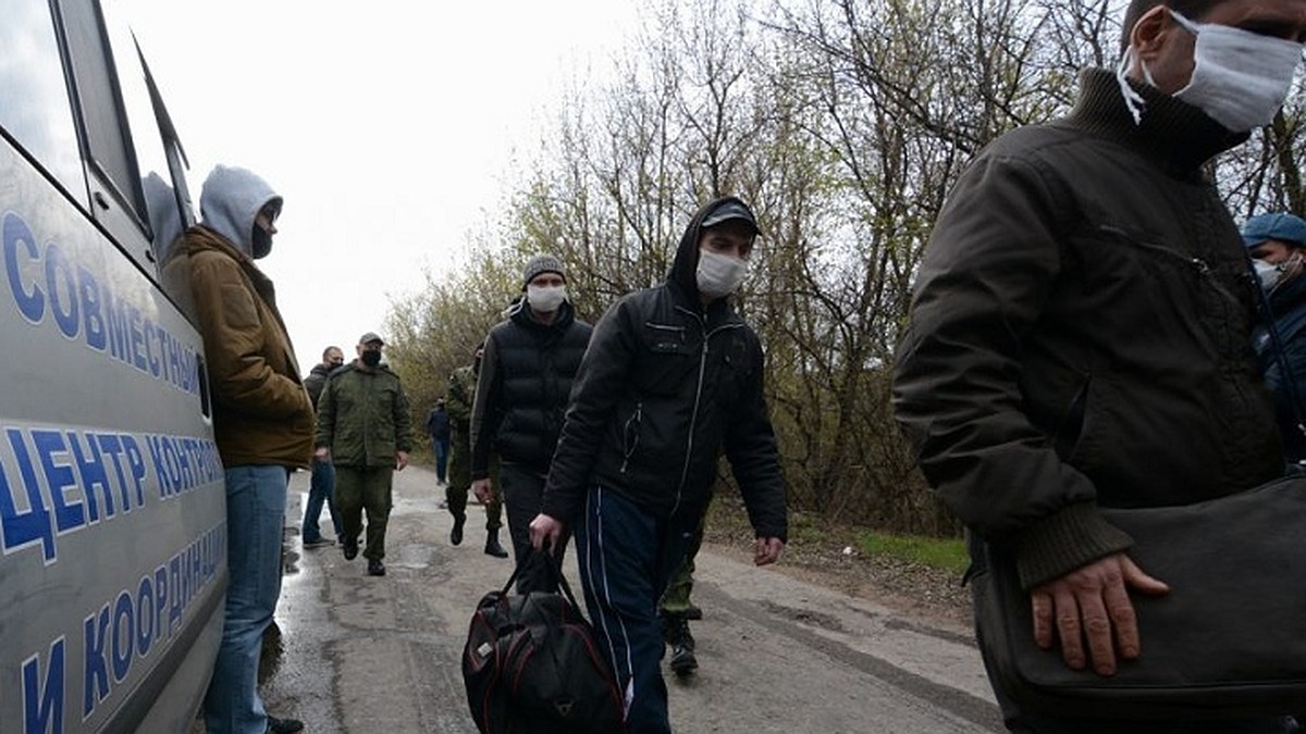 Один разбойник и насильник, другой – убийца: Каких «героев» Донецк передал  Киеву после настойчивой просьбы Зеленского - KP.RU