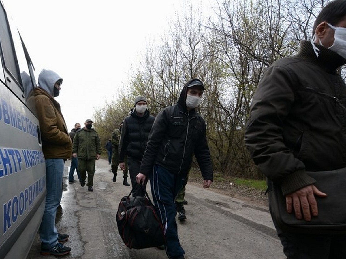 Один разбойник и насильник, другой – убийца: Каких «героев» Донецк передал  Киеву после настойчивой просьбы Зеленского - KP.RU