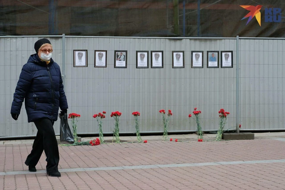 На Малой Садовой появился мемориал в честь умерших медиков.