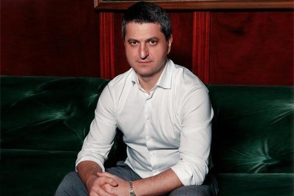 Спикер прямой линии - лидер регионального отделения партии «Родина» в Ленинградской области Валерий Шинкаренко. Фото: пресс-служба партии "Родина".