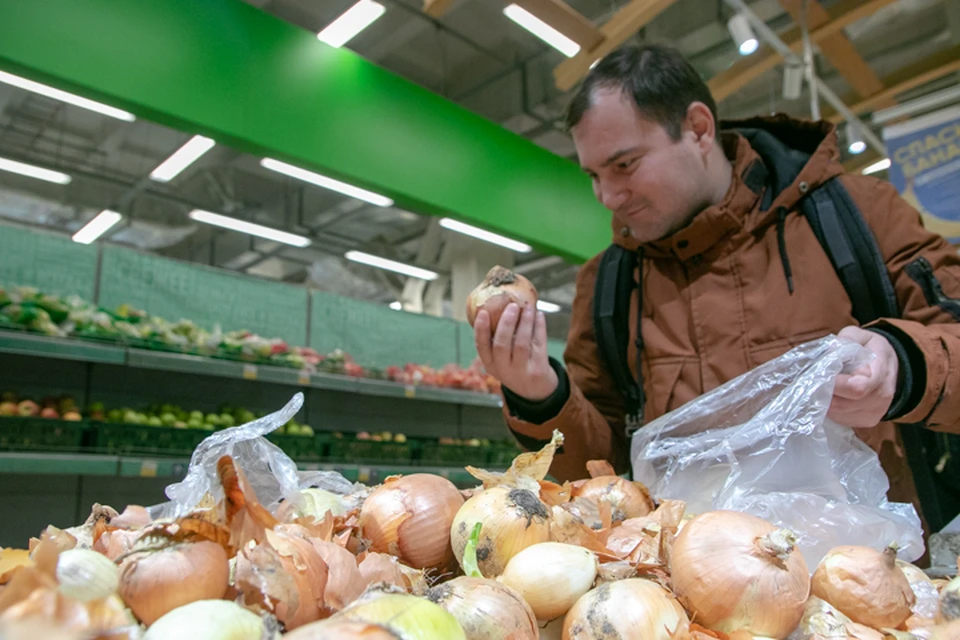 Слуга в ведении которого находились продовольственные запасы
