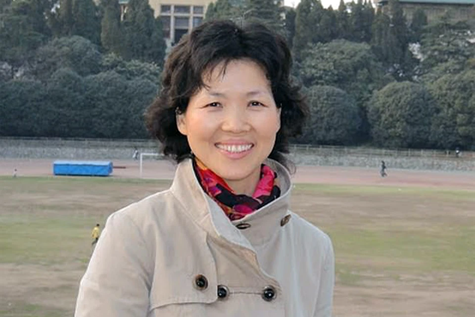 Доктор Ши Женьли, известная как «Женщина-летучая мышь», проводила в Ухане исследования рукокрылых