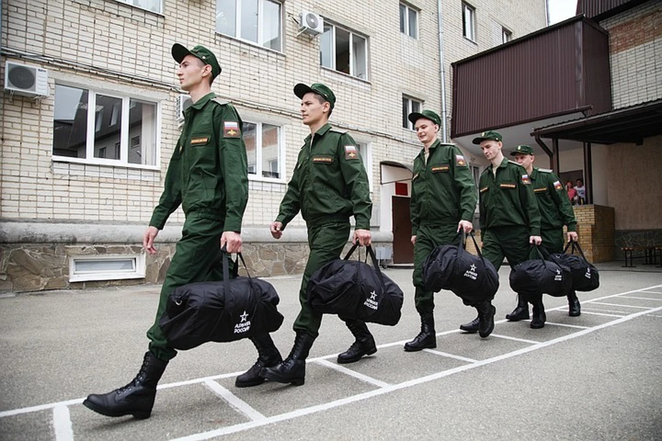 В России коронавирусом заразились более 1,6 тысячи военнослужащих