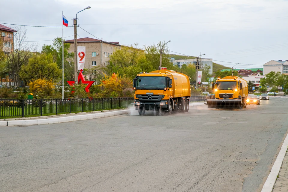 Дезинфекцию проезжей части Порт начал проводить с апреля по просьбе администрации НГО