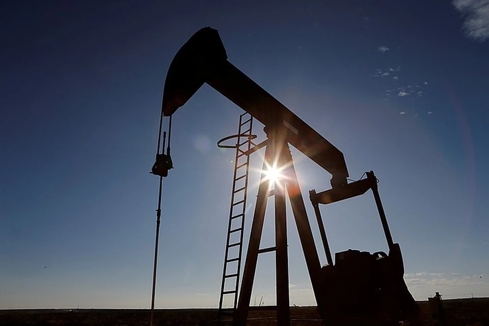 Цена на нефть марки Urals поднялась выше 30 долларов за баррель впервые с середины марта