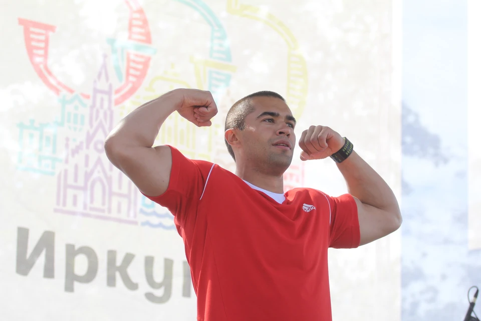 Как привести себя в форму на карантине: программа тренировок от иркутских спортсменов