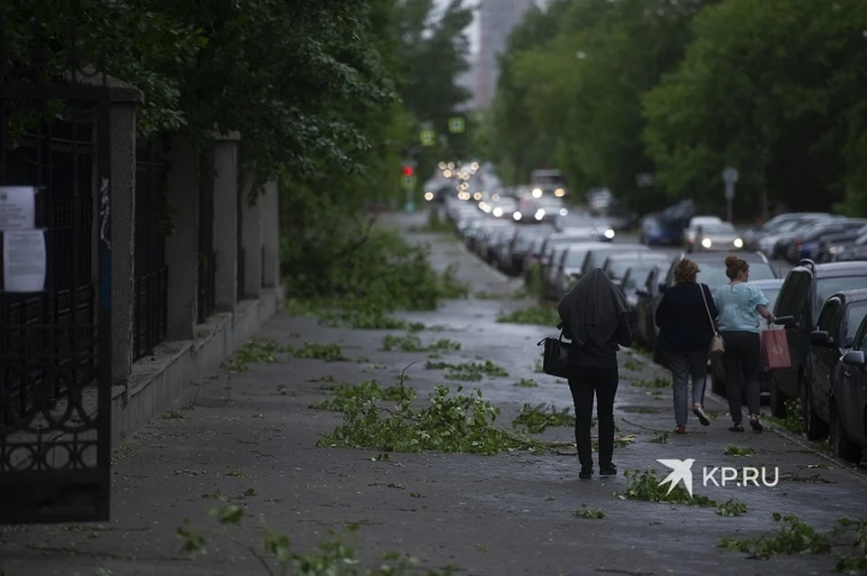 Без света на Среднем Урале остаются восемь городов