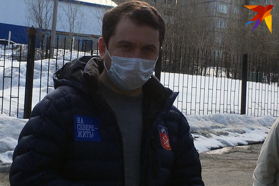 Андрей Чибис решил продлить ограничения до 15 июня.