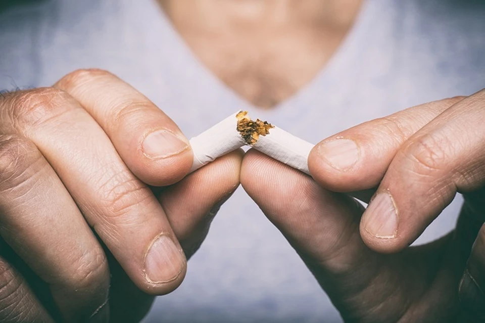 Все больше жителей Молдовы хотят бросить курить, причина – проблемы со здоровьем