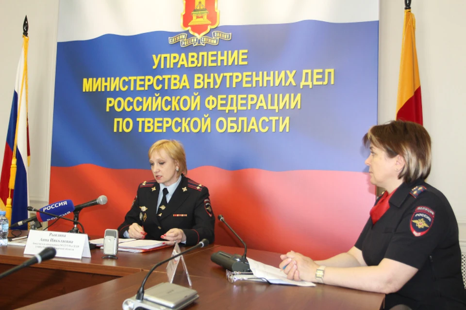 На вопросы журналистов ответила начальник отделения по делам несовершеннолетних подполковник полиции Анна Рындина