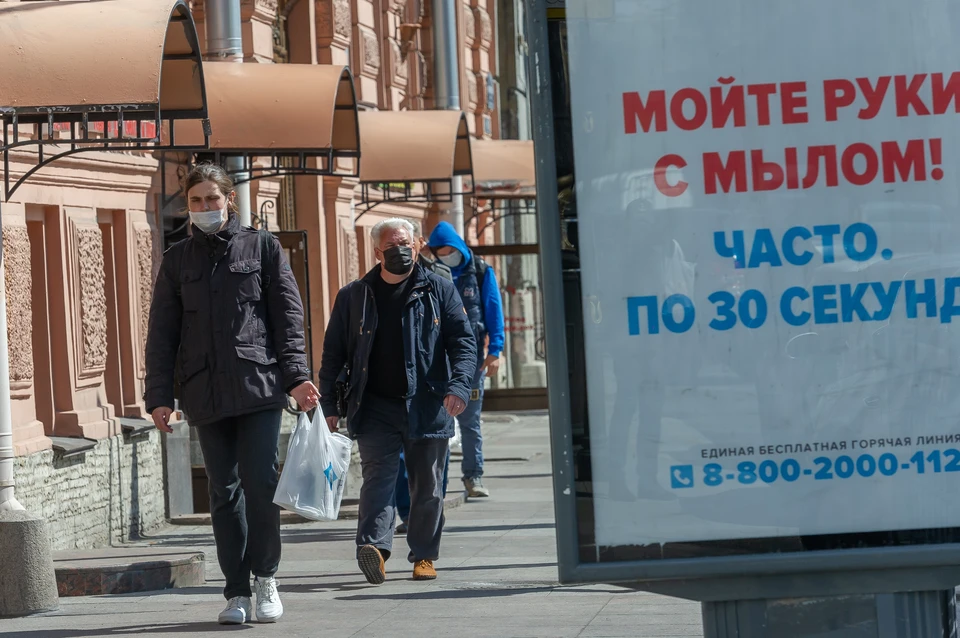 По словам губернатора, количество заболевших по-прежнему превышает количество выздоровевших