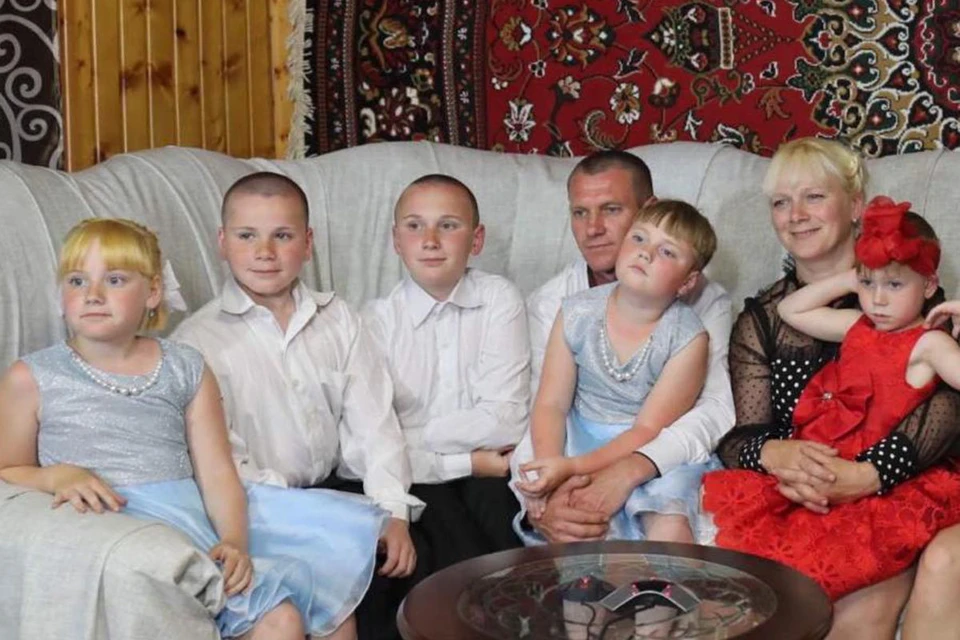 В семье Землянских воспитывают семерых детей. Фото: пресс-служба Правительства Самарской области