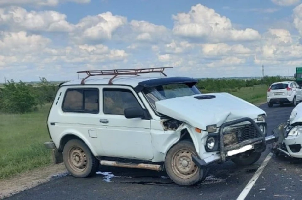 Нива волгоградской. Авария под Фролово Волгоградской.