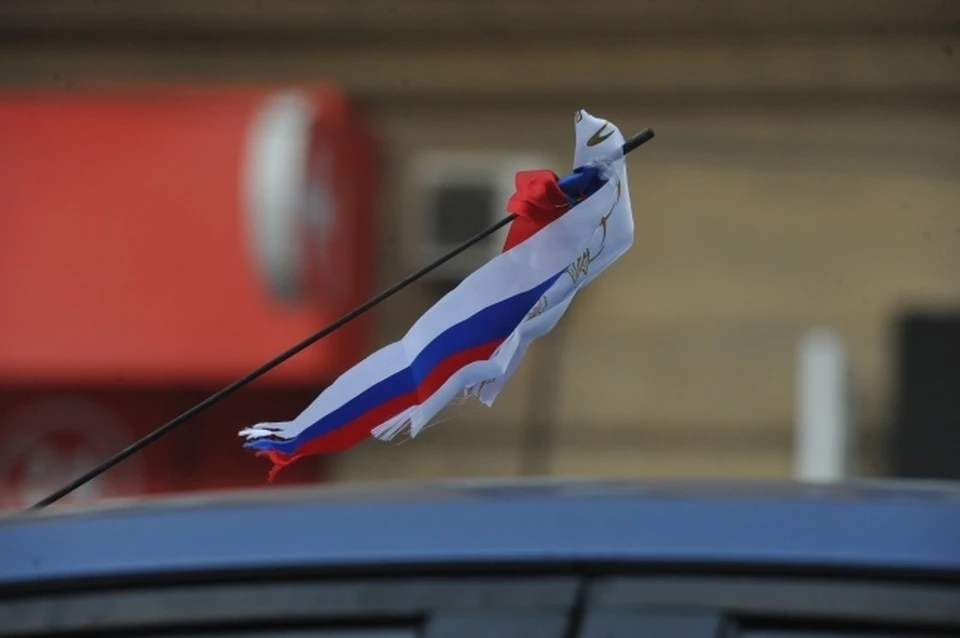 Рассказываем, где в Новосибирске раздадут ленточки ко Дню России.
