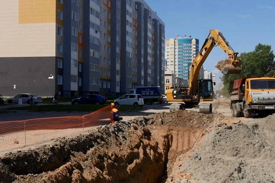 В Барнауле начали строить дорогу на улице Сиреневой.