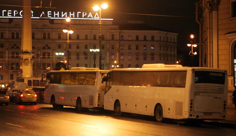 В Петербурге вновь начнут ходить ночные автобусы.