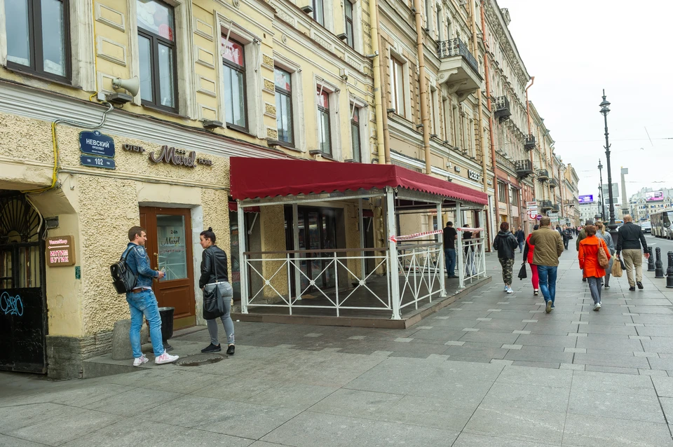 Стало известно, когда откроются рестораны в Петербурге