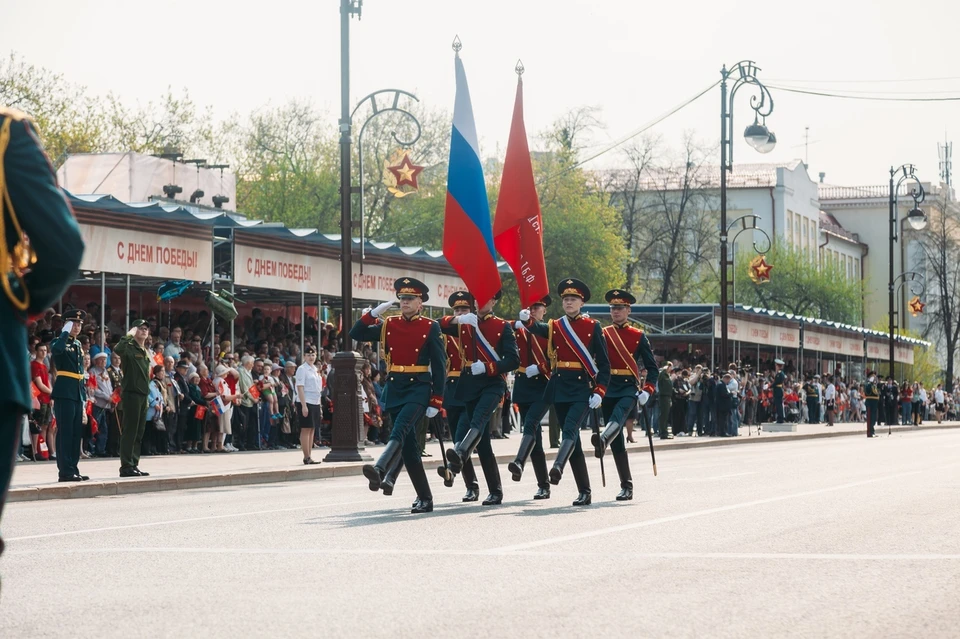 Торжественно перенос