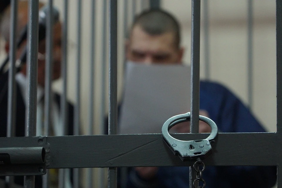 Силовики приехали на вызов, но вместо того, чтобы вызвать скорую, отвезли избитого за город и оставили там