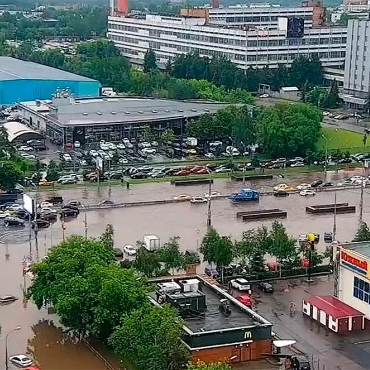 Ливень в Москве 20 июня 2020 года: фото, видео очевидцев - KP.RU