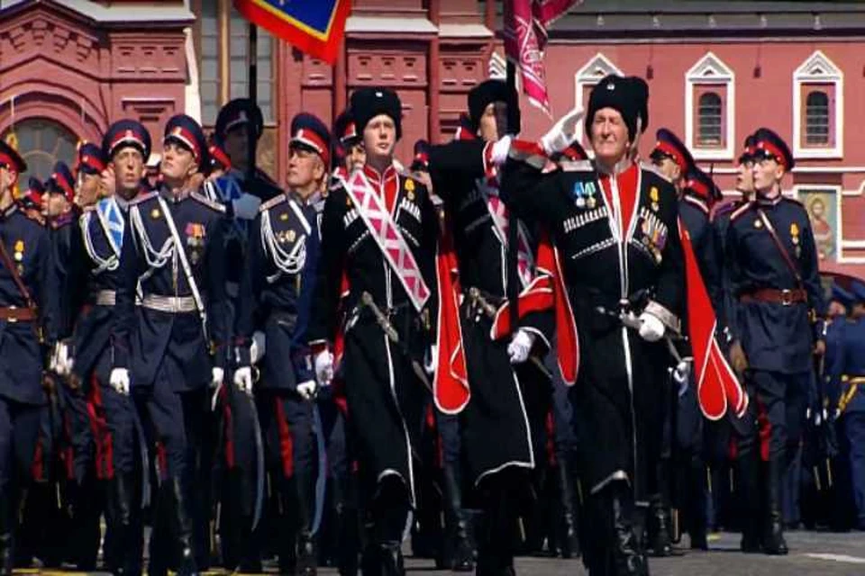 Знаменная группа Кубанского казачьего войска приняла участи в параде в Москве. Фото пресс-службы ККВ