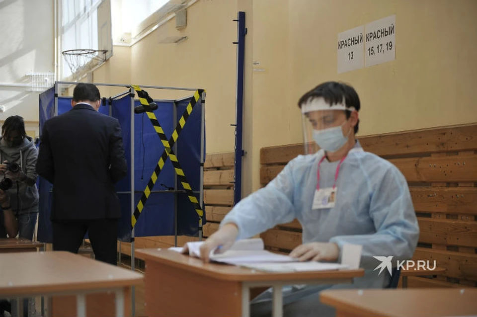 Вскрывать бюллетени и подсчитывать результаты будут только после восьми вечера 1 июля