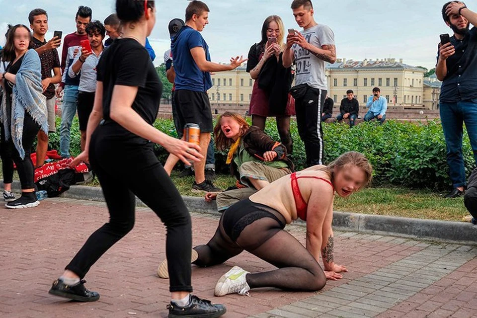 Женщины танцуют голышом (87 фото) - секс и порно