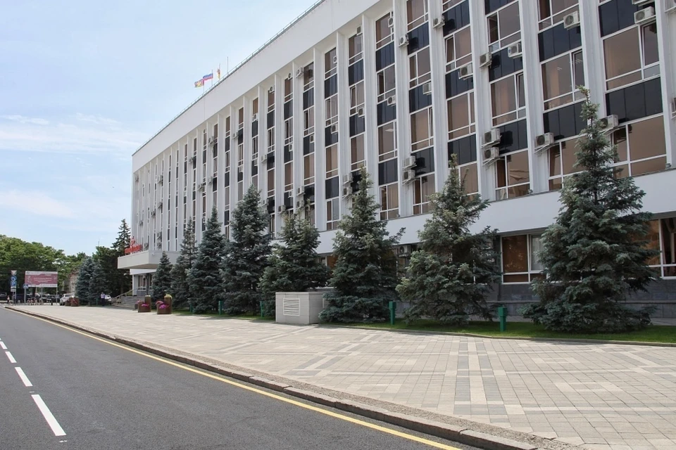 Из-за вспышки коронавируса в администрации Краснодара ряд подразделений переведен на удаленку