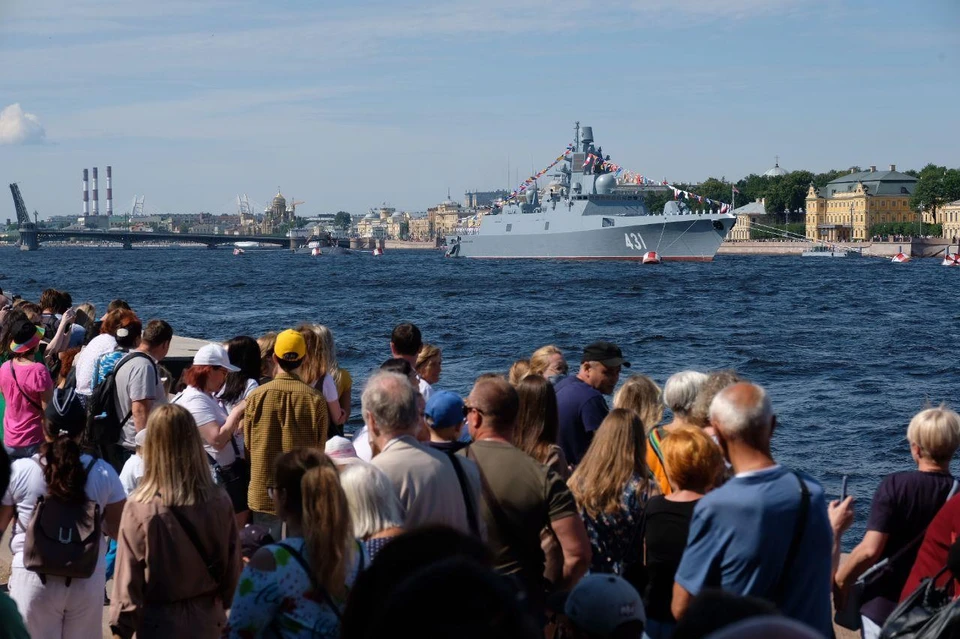 Парад вмф в санкт петербурге