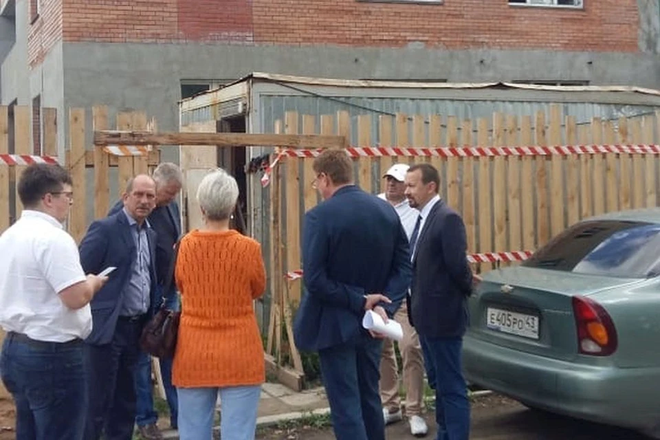 На этой неделе застройщик должен предоставить графики подключения к инженерным сетям.Фото:/www.kirovreg.ru