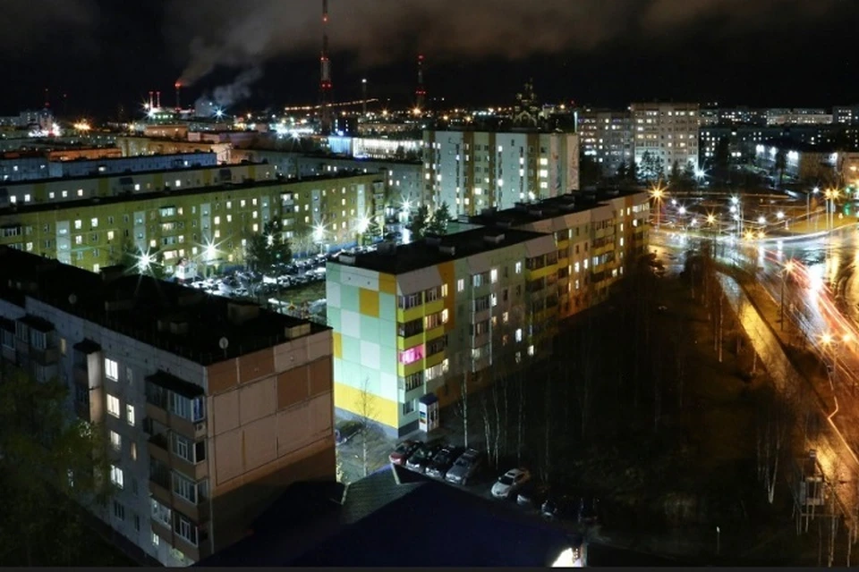 В Ноябрьске включают уличное освещение Фото: Администрация Ноябрьска