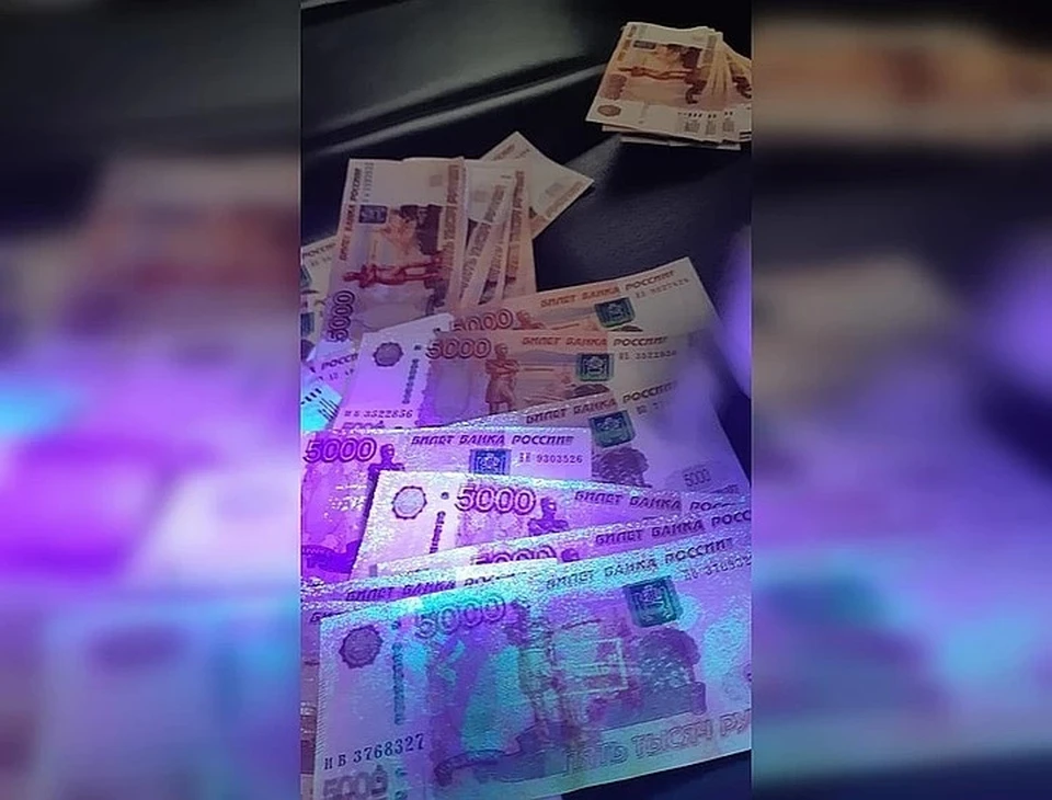 В Самаре налоговик пытался взять деньги с предпринимателя