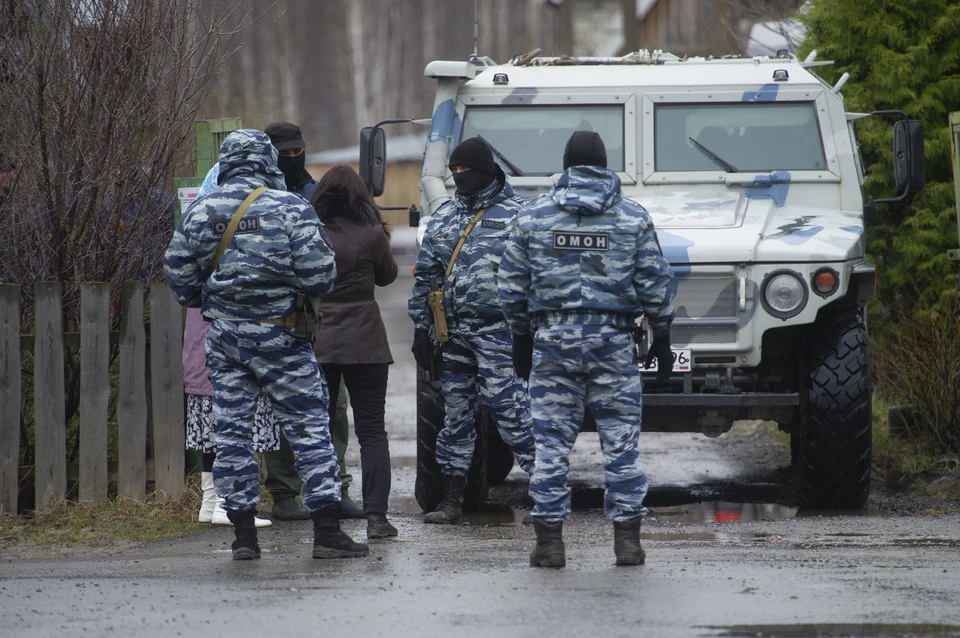 ФСБ задержала террористов, готовивших убийства российских военных и правоохранителей