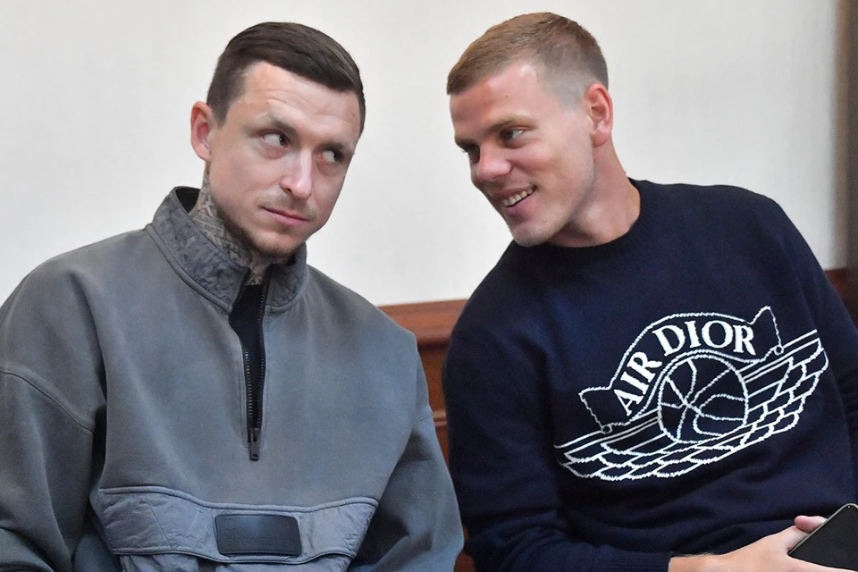 Александр Кокорин и Павел Мамаев вновь явились в суд.