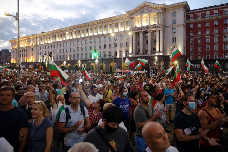 Антиправительственные протесты в Болгарии продолжаются почти месяц